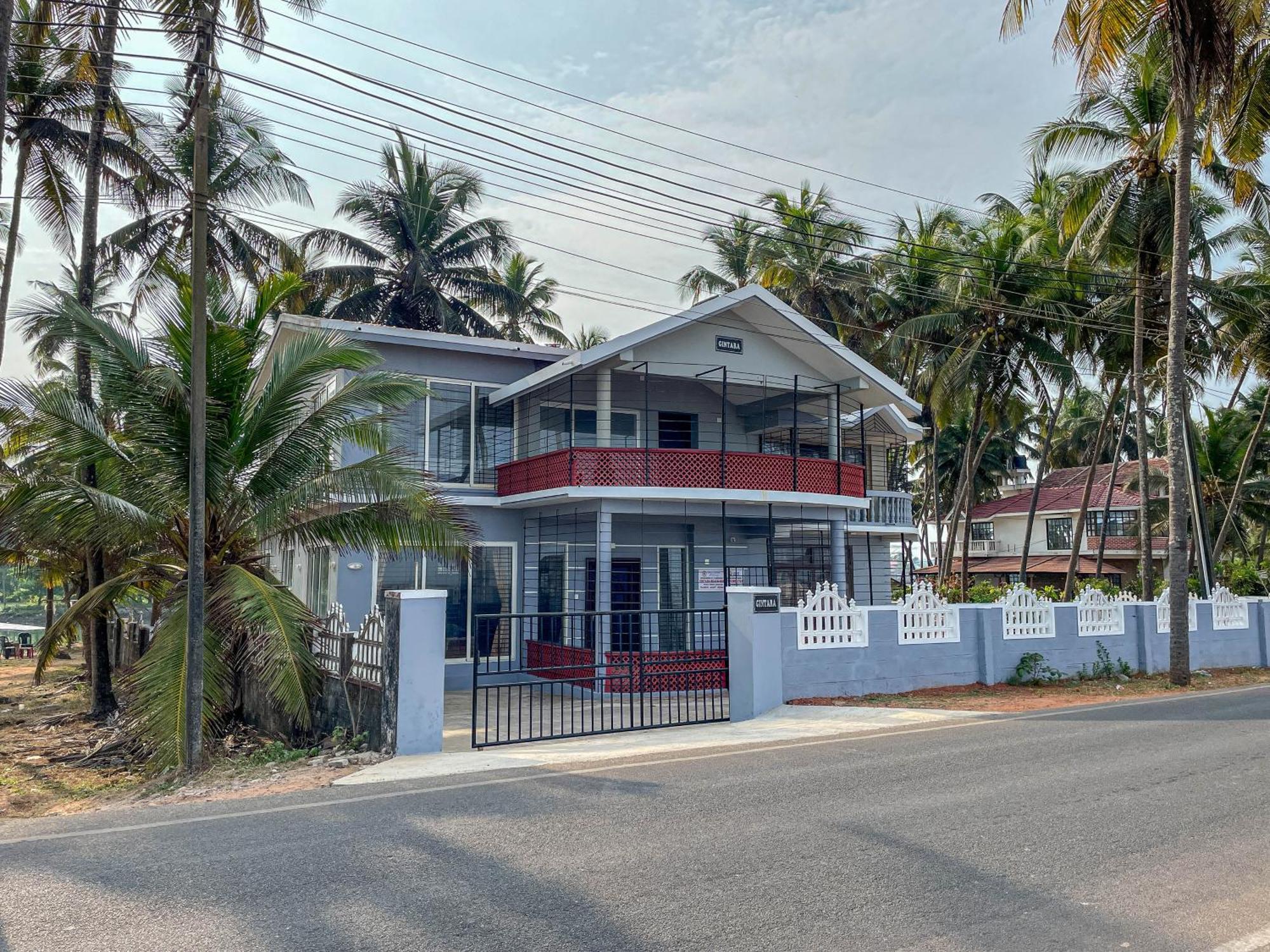 Gintara Beach Homestay By Evaddo Kalyānpur Exteriör bild